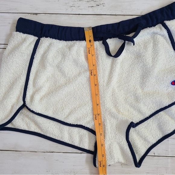 Champion White Shorty Fluffy Drawstring Shorts Size 2XL - Picture 5 of 5